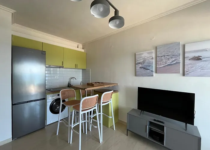 Kalyves Seafront Apartment